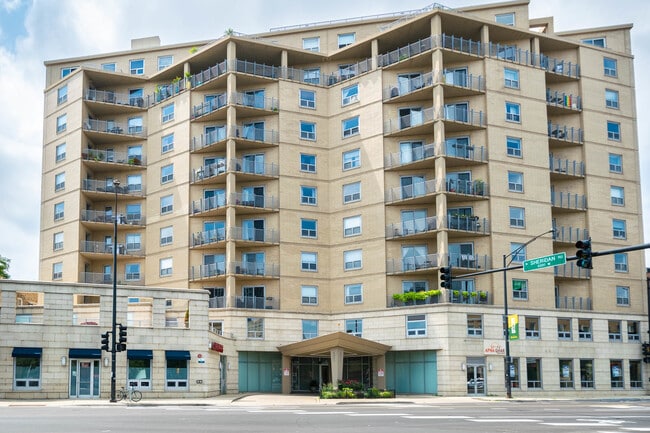 property at 4350 N Broadway