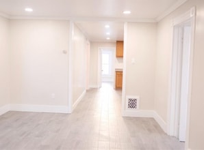 508 Albany St in Utica, NY - Foto de edificio - Building Photo