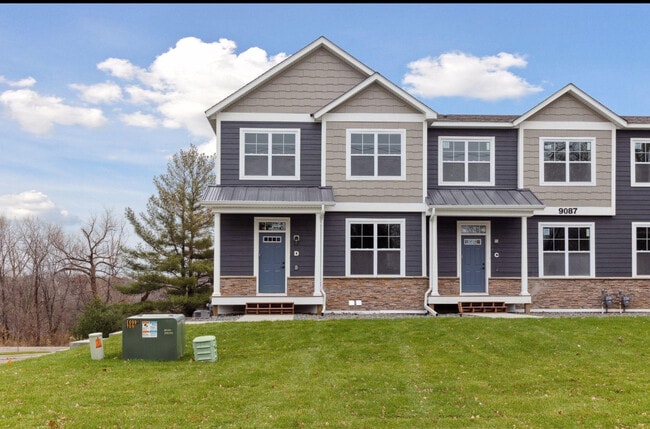 9087 Lexington Ave N in Circle Pines, MN - Building Photo - Building Photo