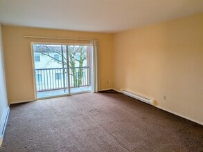 1755 No 9 Highway308 in Agassiz, BC - Building Photo - Building Photo