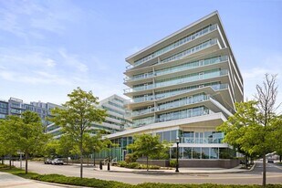 800 Ave at Port Imperial in Weehawken, NJ - Building Photo