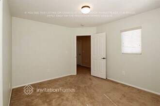 4216 Great Egret Ln in North Las Vegas, NV - Building Photo - Building Photo