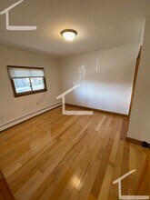 91 Glen St, Unit 1 in Somerville, MA - Foto de edificio - Building Photo