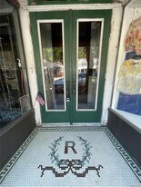 68 Main St in Northport, NY - Building Photo