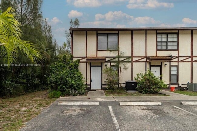 property at 5029 Breckenridge Pl