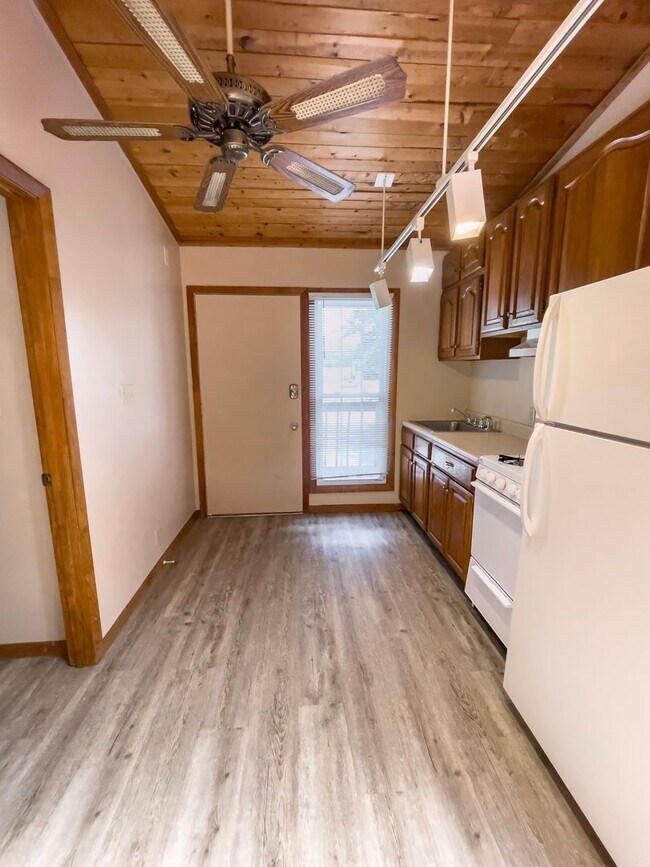 2604 W Ethel Ave in Muncie, IN - Building Photo - Building Photo