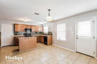6711 Lucky Fields in Converse, TX - Building Photo - Building Photo