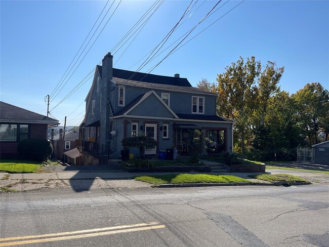 2108 Watson Blvd, Unit 1