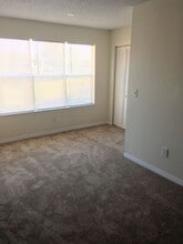 4606 Commander Dr in Orlando, FL - Foto de edificio - Building Photo