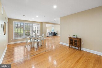 9201 Rosemont Dr in Gaithersburg, MD - Building Photo - Building Photo