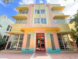 1051 Meridian Ave in Miami Beach, FL - Building Photo