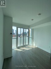 77 Mutual St in Toronto, ON - Building Photo - Building Photo