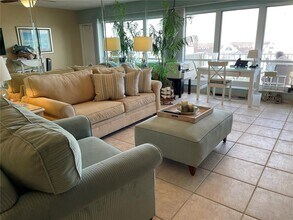 1621 Gulf Blvd in Clearwater, FL - Foto de edificio - Building Photo