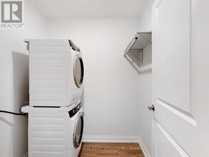 233 Dunlop St W in Barrie, ON - Building Photo - Building Photo