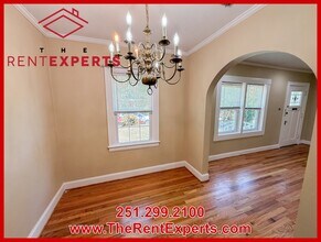 107 Grand Blvd in Mobile, AL - Building Photo - Building Photo