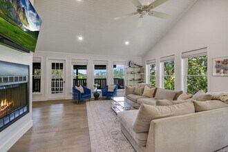 5110 Lucas Ln in Austin, TX - Building Photo - Building Photo