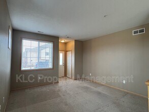 662 86th St in West Des Moines, IA - Building Photo - Building Photo