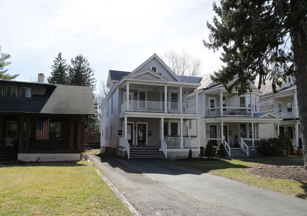 41 Manning Blvd in Albany, NY - Building Photo