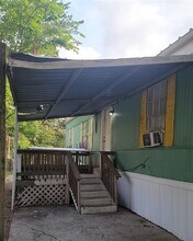 8006 Palo Vista Dr in Houston, TX - Building Photo - Building Photo