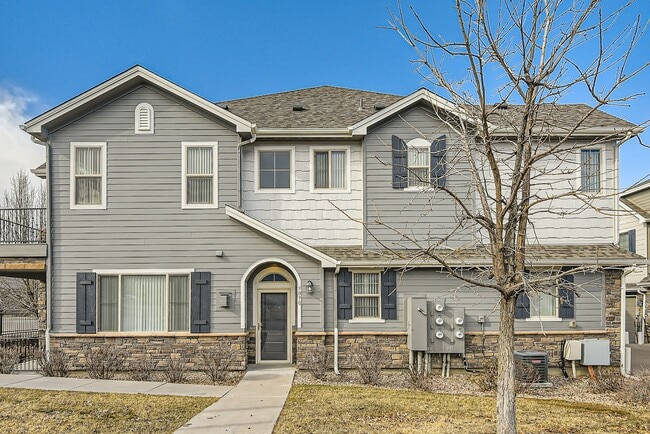 property at 9090 E Phillips Ln