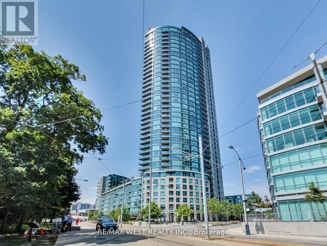 property at 219 Fort York Blvd