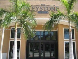 4242 NW 2nd St in Miami, FL - Building Photo
