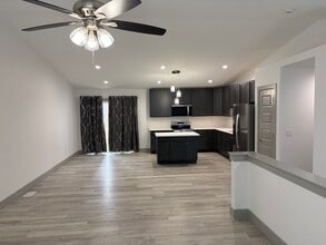 1160 Marathon Dr in Foristell, MO - Building Photo - Building Photo