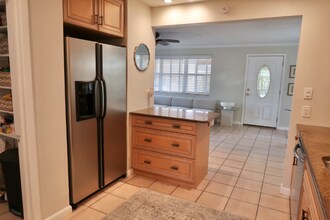 4571 Beacon Dr in Sarasota, FL - Building Photo - Building Photo