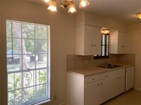 2406 Braxton Cove in Austin, TX - Building Photo - Building Photo