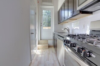 1017 Park Ave-Unit -1 in Hoboken, NJ - Building Photo - Building Photo