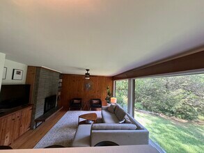 5313 Penny Rd in Raleigh, NC - Building Photo - Building Photo