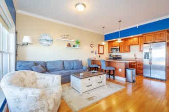 83 Ocean Blvd in Hampton, NH - Building Photo - Building Photo