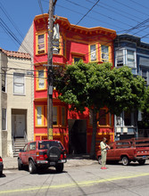 2270-2272 Bryant St in San Francisco, CA - Building Photo - Building Photo