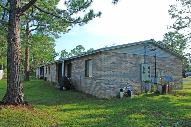 2171 Paloma St in Navarre, FL - Building Photo - Building Photo