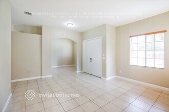 22042 SW 94th Ave in Cutler Bay, FL - Foto de edificio - Building Photo