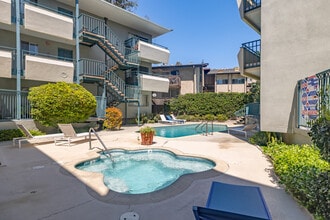 Fox Hills Apartments in Culver City, CA - Building Photo - Building Photo
