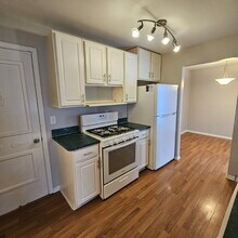 33734 Bayview Dr in New Baltimore, MI - Building Photo - Building Photo