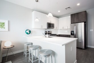 Hillside Residences in Quincy, MA - Building Photo - Interior Photo