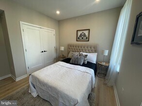 3712 Midvale Ave-Unit -2 in Philadelphia, PA - Building Photo - Building Photo