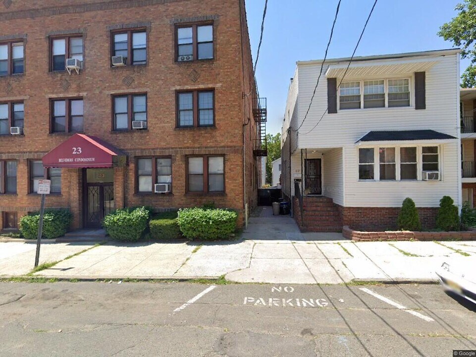 23 Belvidere Ave in Jersey City, NJ - Building Photo