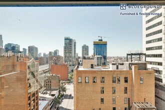 330 S Wells St in Chicago, IL - Foto de edificio - Building Photo