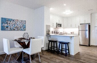 99 Jasper in Edmonton, AB - Building Photo - Building Photo