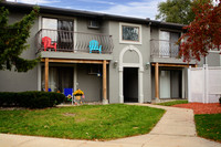 Perrine Pointe in Midland, MI - Foto de edificio - Building Photo