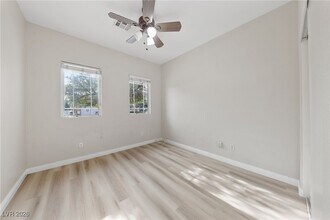 11062 Evvie Ln in Las Vegas, NV - Building Photo - Building Photo