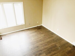 301 Elan Ct in Woodbury, MN - Building Photo - Building Photo