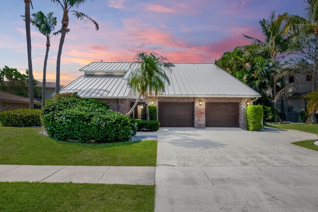 540 SW 15th St