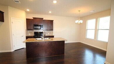 6448 Oaks Edge Dr in Zachary, LA - Foto de edificio - Building Photo