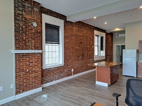 8 Depot St in Pittsfield, NH - Building Photo - Building Photo