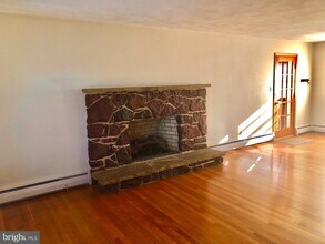 708 Miller Rd in Annapolis, MD - Building Photo - Building Photo