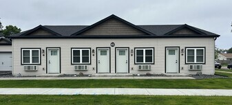 402 4th St E, Unit 402 4th Street E in Altoona, WI - Building Photo